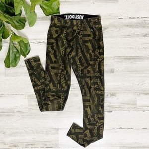 Nike printed leggings - olive and black